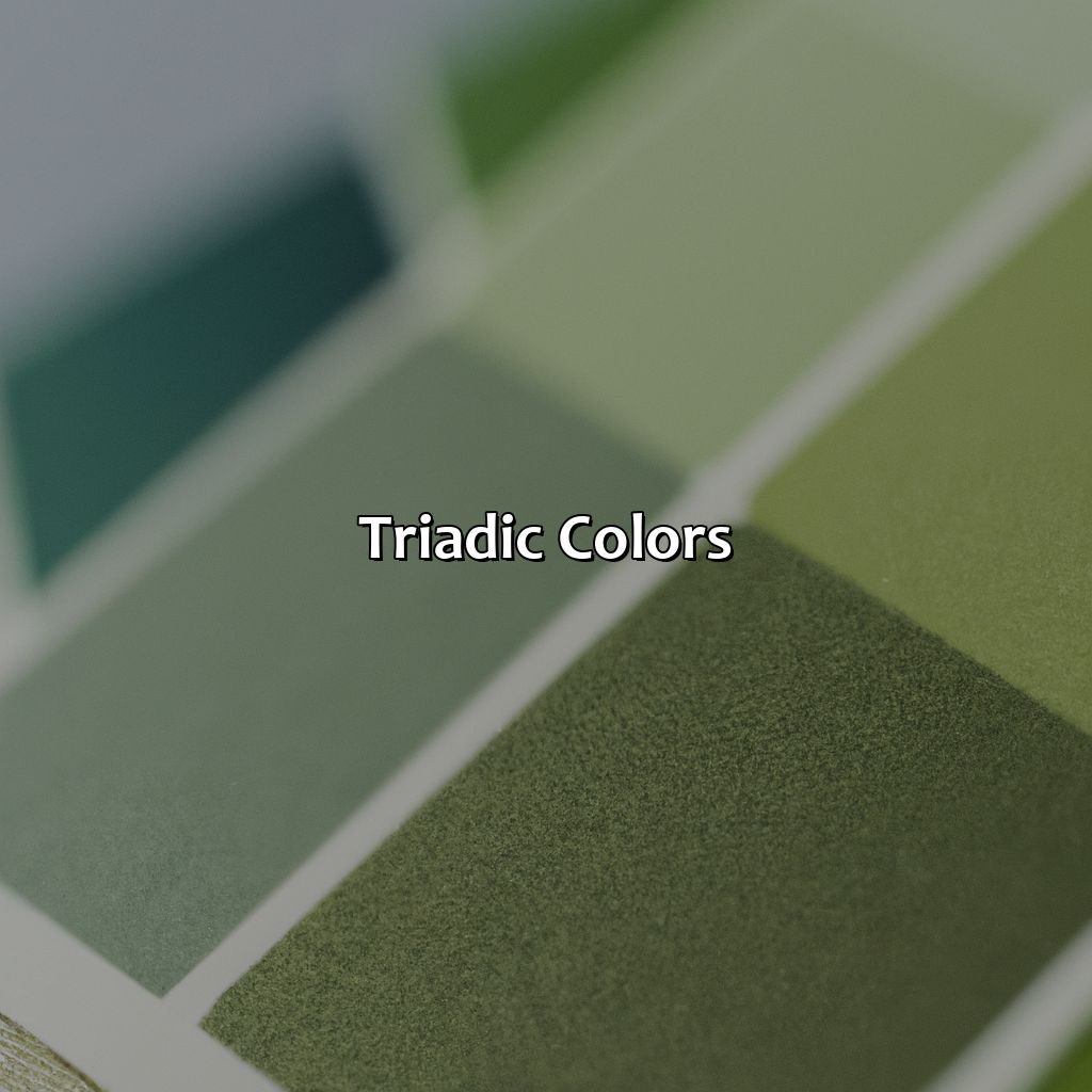 Triadic Colors  - What Color Compliments Green, 