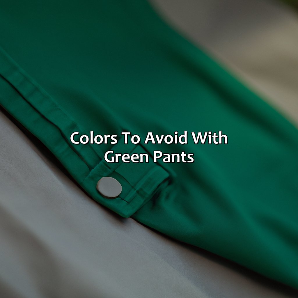 What Color Goes With Green Pants - colorscombo.com