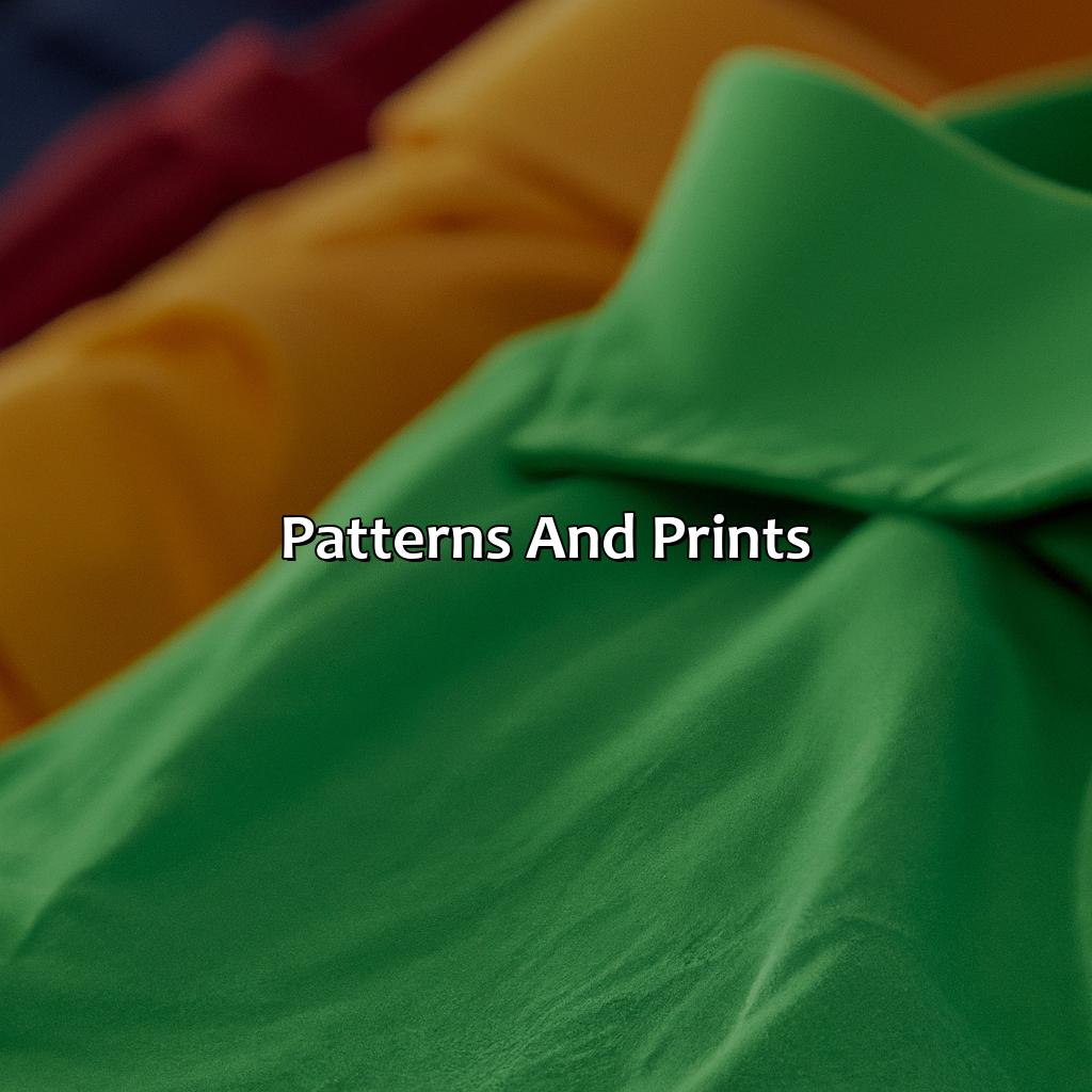 Patterns And Prints  - What Color Shirt With Green Pants, 
