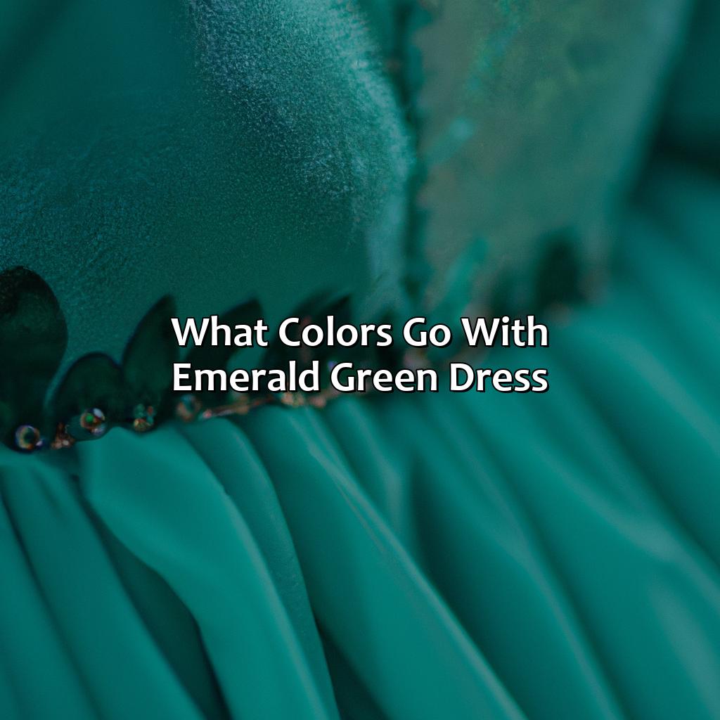 What Colors Go With Emerald Green Dress - colorscombo.com